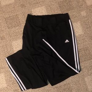 Adidas sweats size M